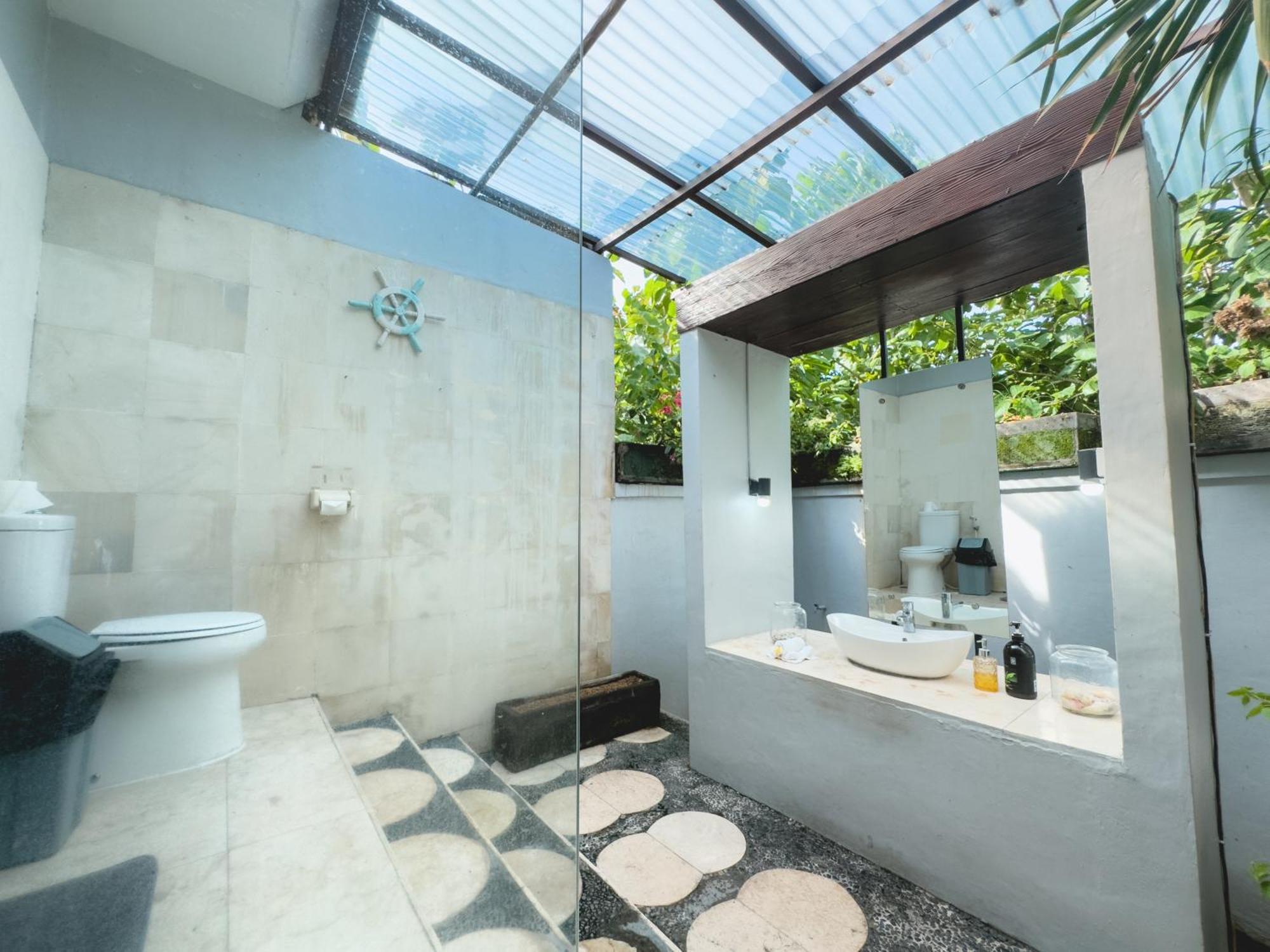 Villa Habibi Uluwatu Εξωτερικό φωτογραφία
