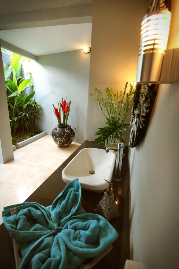 Villa Habibi Uluwatu Εξωτερικό φωτογραφία